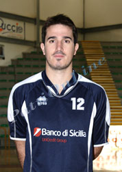 Il capitano della Confcommercio Patti Martin Caruso Il capitano della Confcommercio Patti Martin Caruso